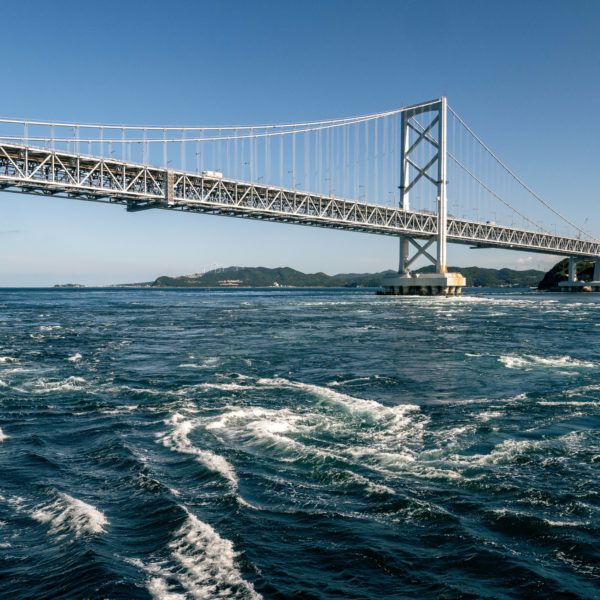 鳴門の海